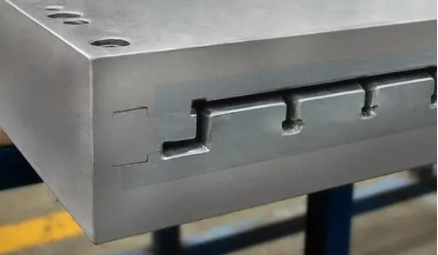 速盈玻璃钢拉挤模具